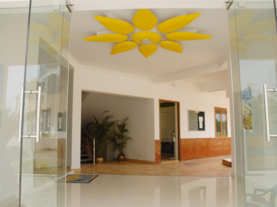 dawn school entrance